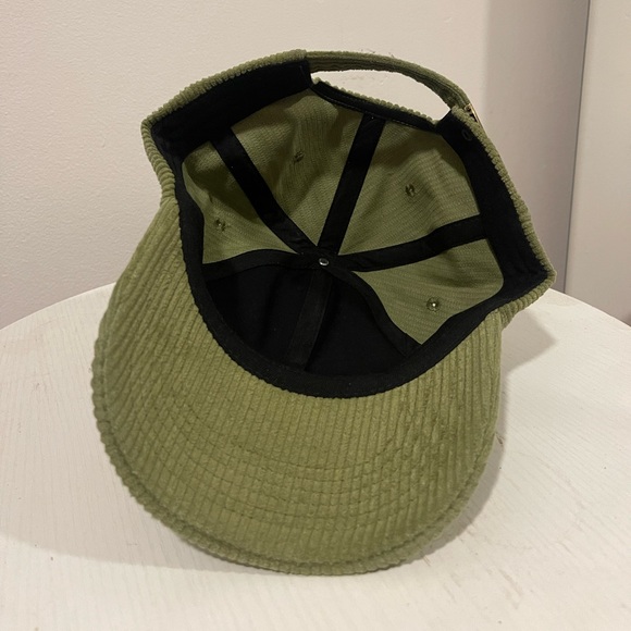 Green Corduroy Daisy Peace Sign Hat - Vintage Inspired - Unisex - OSFA - Picture 6 of 6